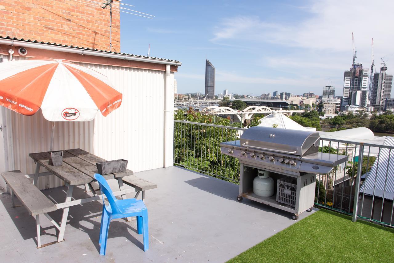 Joe'S Place Backpackers Hostel บริสเบน ภายนอก รูปภาพ